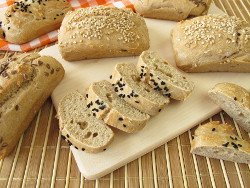 Mini-Brote, Saaten, kleine Brote, selbstgebacken, Dinkelbrot, Dinkelmehl, gebacken